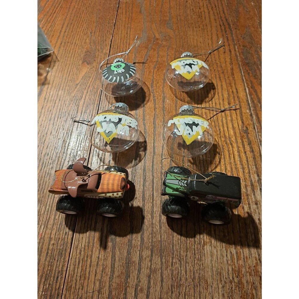 Monster Jam Ornaments Monster Mutt Grave Digger + 4 Hand-Painted Christmas